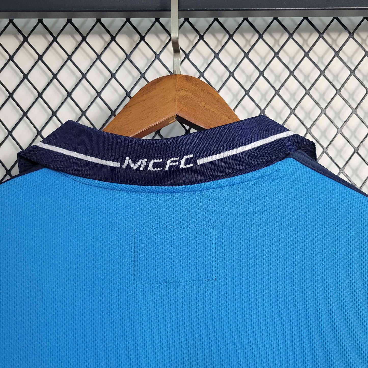 Camisa Manchester City 01/02 - Versão Retro