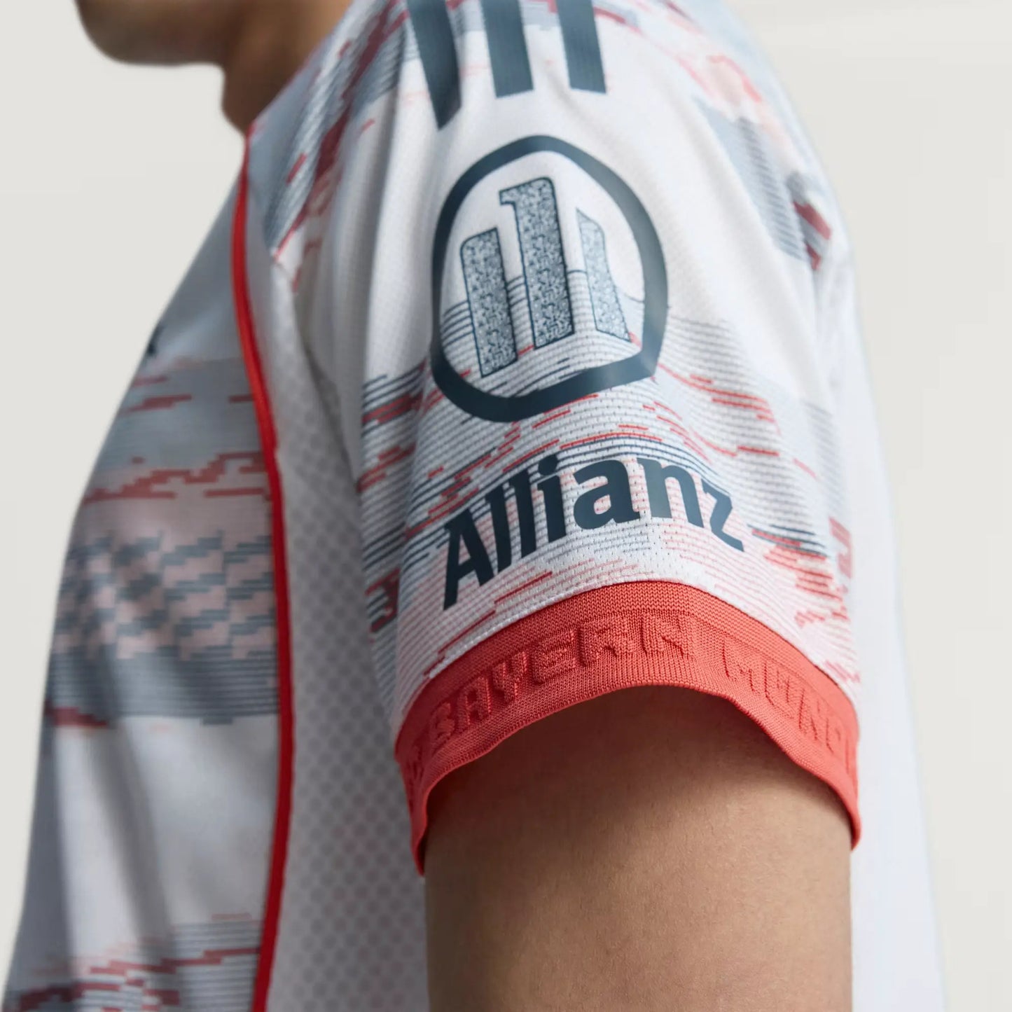 Camisa Adidas Bayern de Munique 2025/26 II Authentic